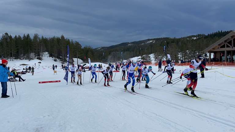 Starten går i sprintstafettfinalen G13-16