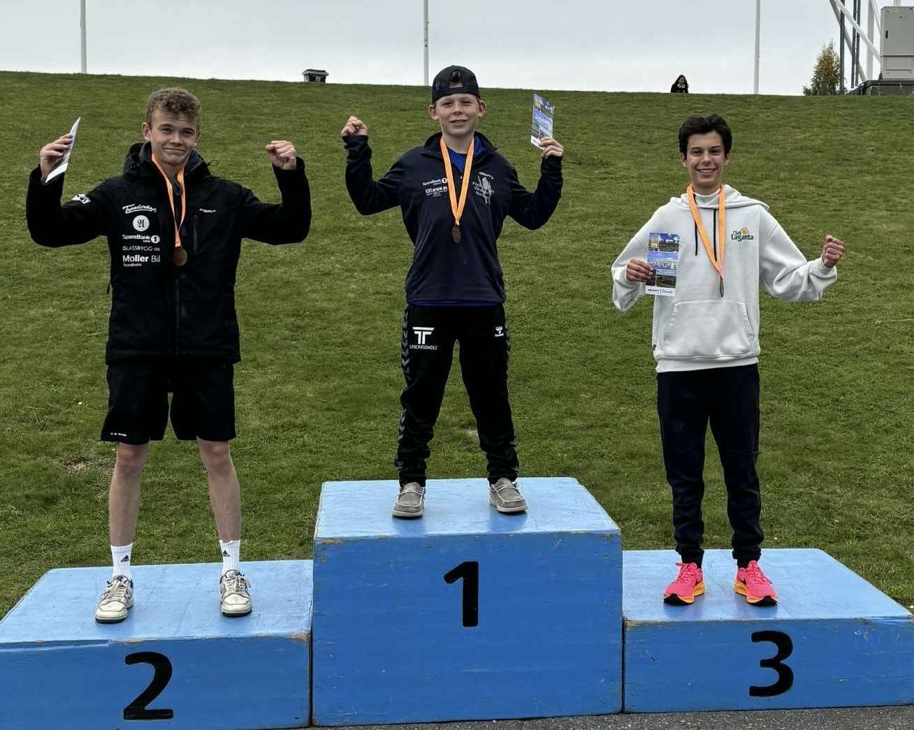 Marius Johnsen debuterte i NC med seier, 2.plass og 3.plass