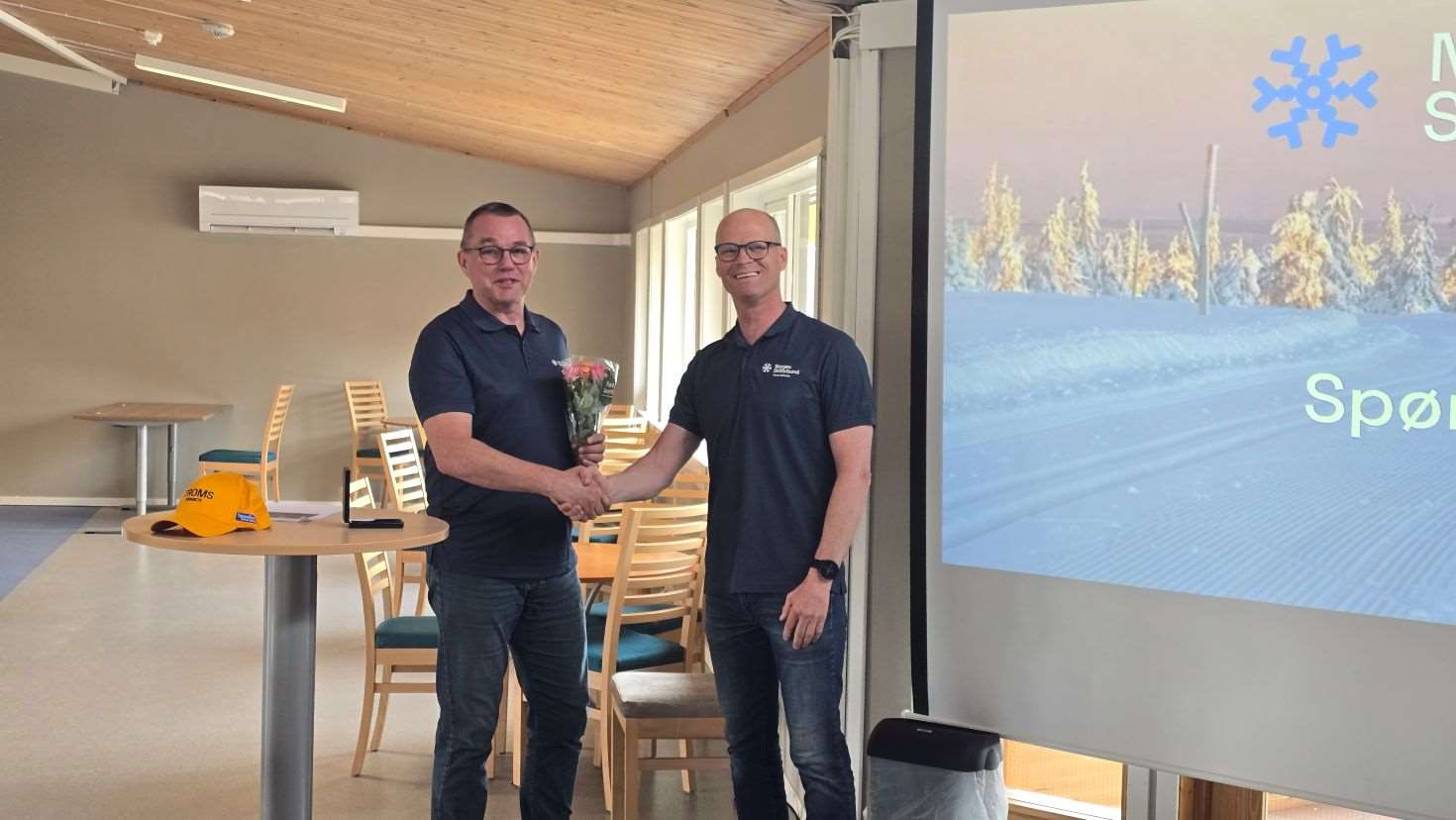 Hederstegn til Sveinung Karlsen