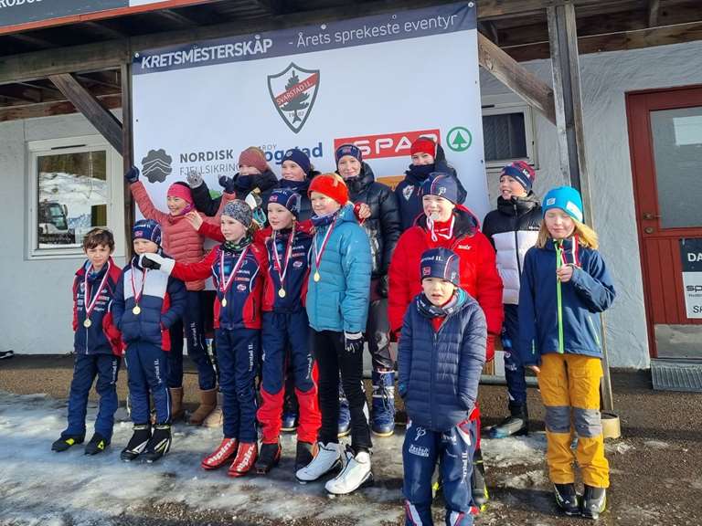 Svarstad IL stilte sterkt både på arrangør- og utøversiden